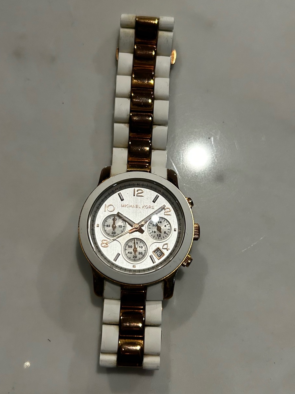 Michael Kors White and Rose Gold Ceramic-Accent Chronograph - Picture 4 of 10